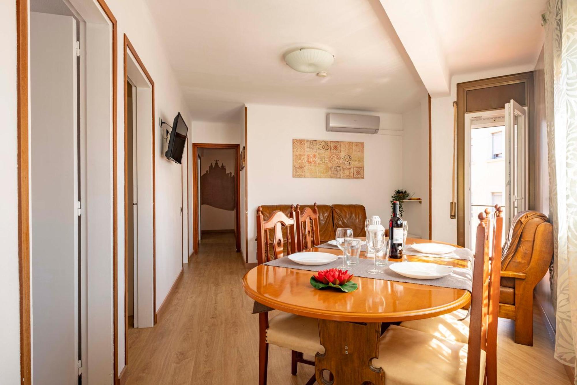 5 Min To The Sea And 15 Min To Barcelona Center Apartment ซานต์อาเตรียเดเบซอซ ภายนอก รูปภาพ