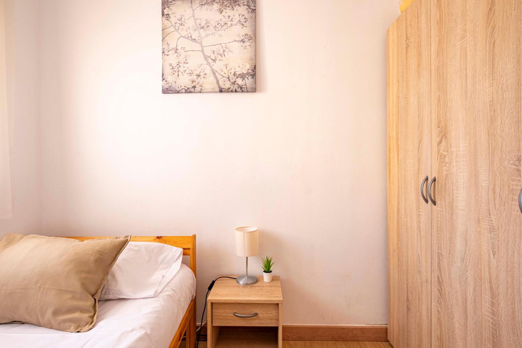 5 Min To The Sea And 15 Min To Barcelona Center Apartment ซานต์อาเตรียเดเบซอซ ภายนอก รูปภาพ